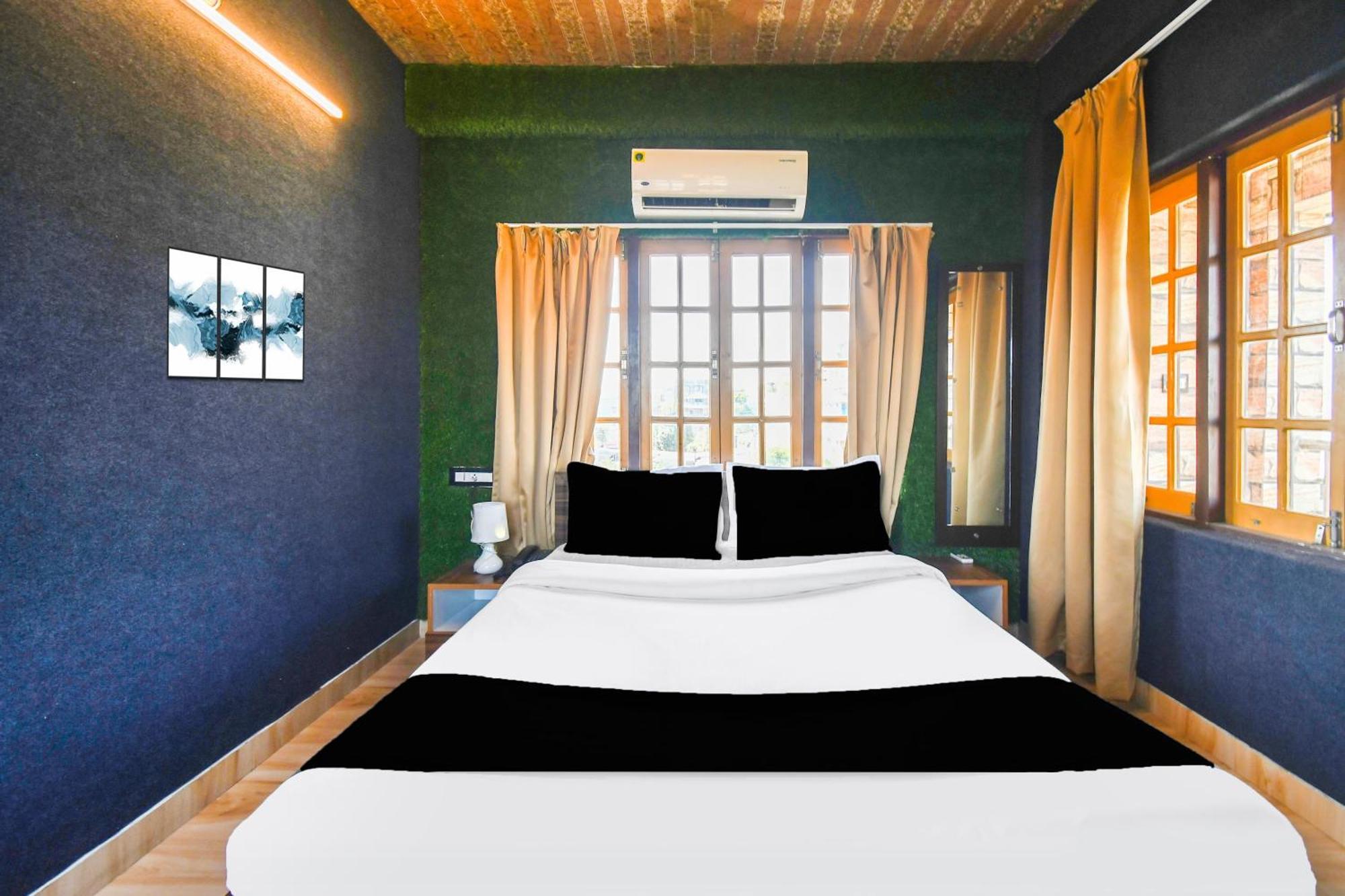Super Hotel O Champasari Siliguri Formerly Four Fox Suits Panchanai Екстериор снимка