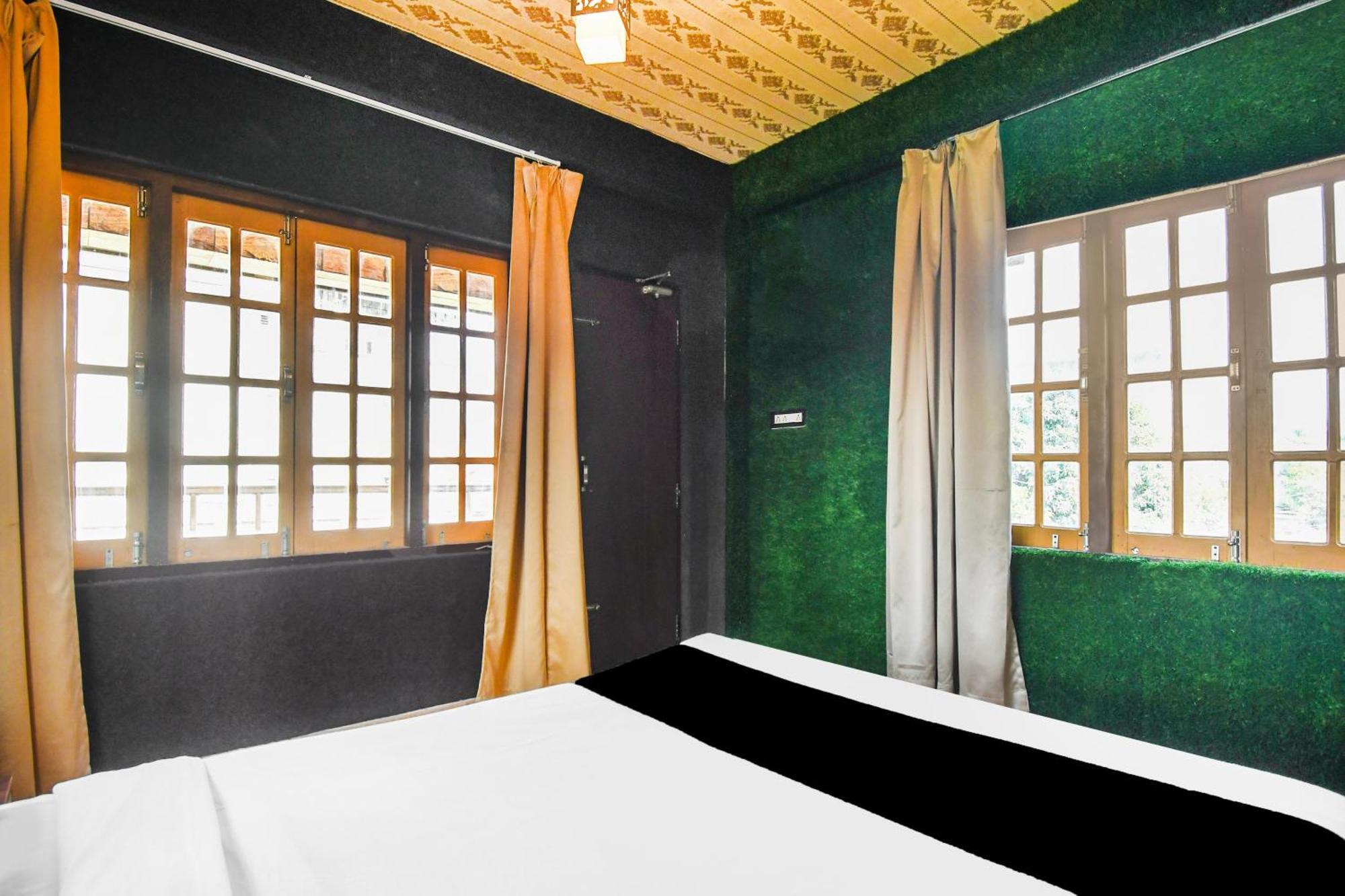 Super Hotel O Champasari Siliguri Formerly Four Fox Suits Panchanai Екстериор снимка