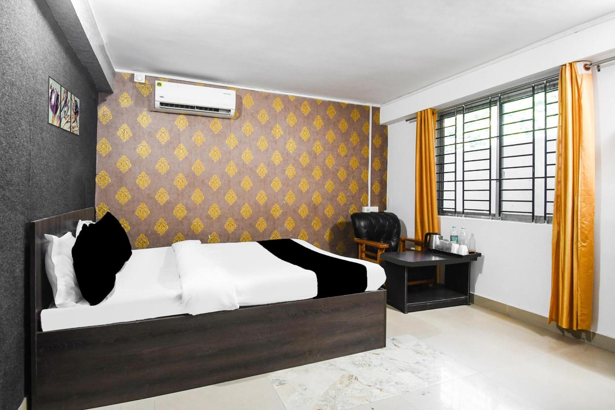 Super Hotel O Champasari Siliguri Formerly Four Fox Suits Panchanai Екстериор снимка